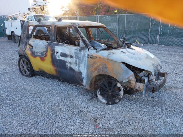 43202447 :رقم المزاد ، KNDJP3A57E7104480 vin ، 2014 Kia Soul + مزاد بيع