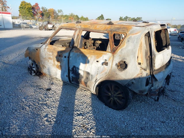 43202447 :رقم المزاد ، KNDJP3A57E7104480 vin ، 2014 Kia Soul + مزاد بيع