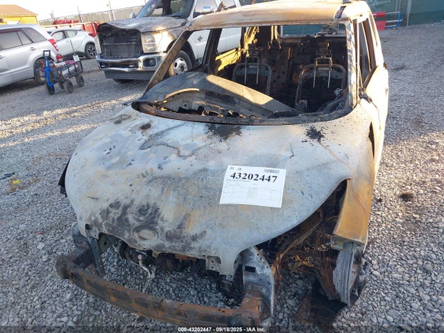 43202447 :رقم المزاد ، KNDJP3A57E7104480 vin ، 2014 Kia Soul + مزاد بيع
