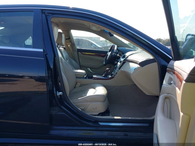 2011 CADILLAC CTS 1G6DE5EY7B0139983 Photo 4