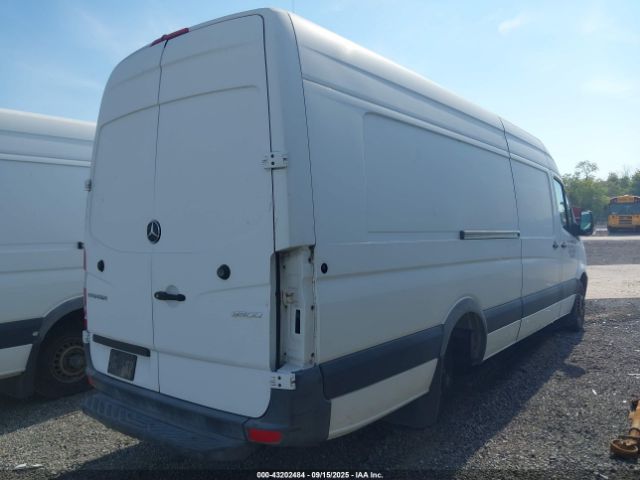 2018 MERCEDES-BENZ SPRINTER 2500 WD3PF1CD7JP622602 Photo 3