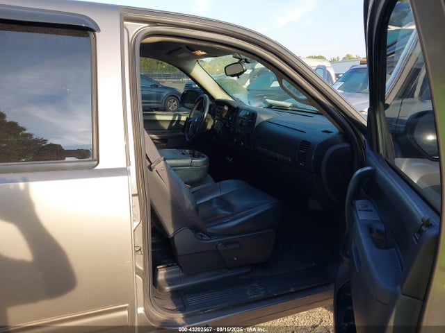 43202567 :رقم المزاد ، 1GCPKSE72CF155564 vin ، 2012 Chevrolet Silverado 1500 Lt مزاد بيع