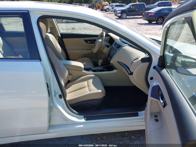 Nissan 2015 2015 1N4AL3AP1FC130200 Image 5