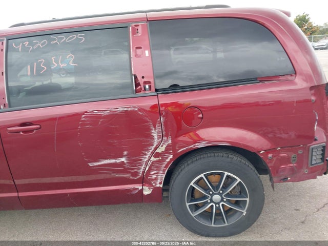 2C4RDGEG5JR324434 Dodge Grand Caravan