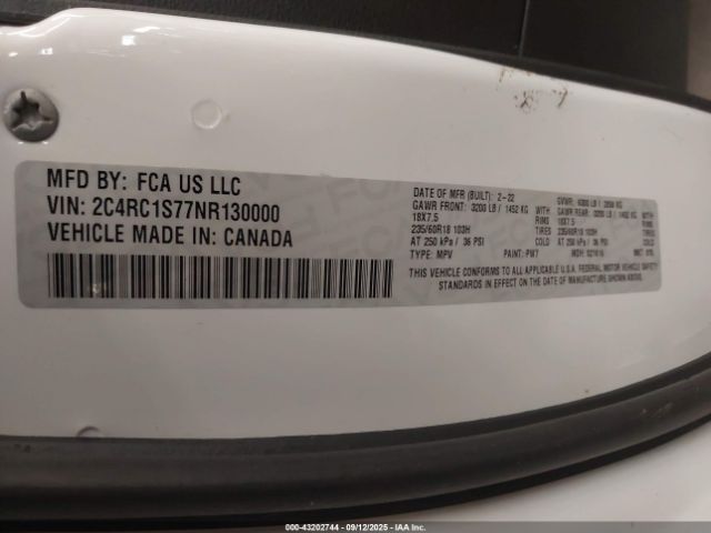 2022 CHRYSLER PACIFICA HYBRID 2C4RC1S77NR130000 Photo 8