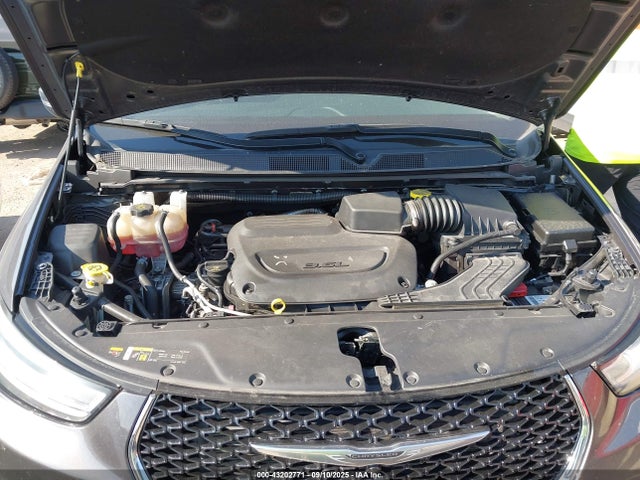 Chrysler Pacifica Touring L 2023 2C4RC1BG9PR525198 Image 10