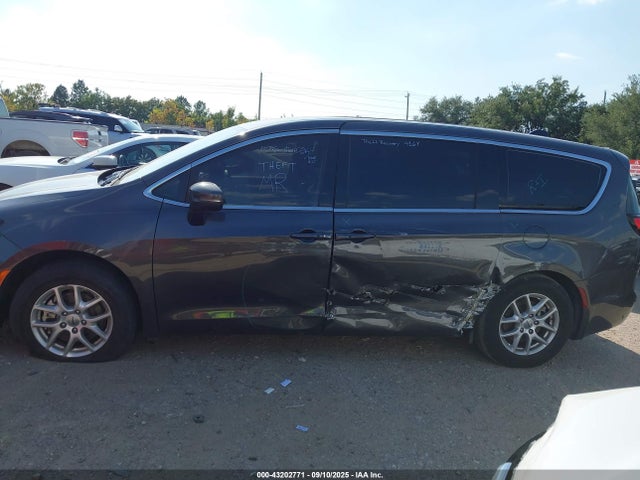 Chrysler Pacifica Touring L 2023 2C4RC1BG9PR525198 Image 14