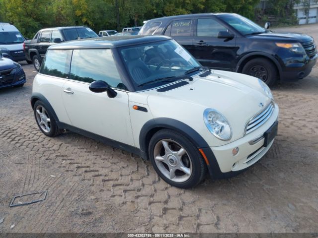 2006 MINI COOPER WMWRC33556TK68182