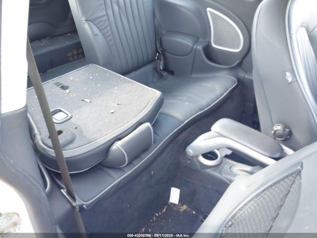 2006 MINI COOPER WMWRC33556TK68182 Photo 7