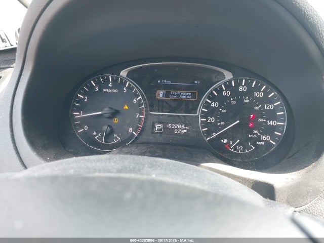 1N4AL3AP8EN390161 Nissan 2014