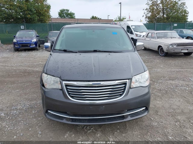 2C4RC1CG7ER330356 Chrysler Town and Country