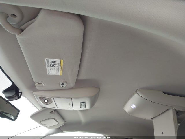 2C4RC1CG7ER330356 Chrysler Town and Country