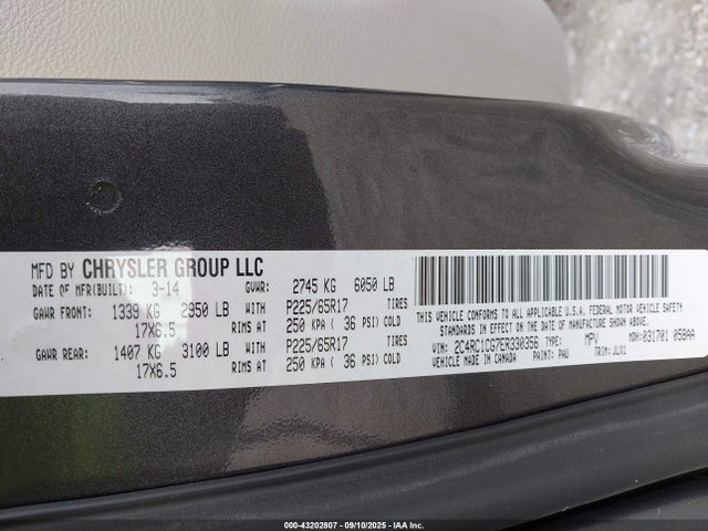 2C4RC1CG7ER330356 Chrysler Town and Country
