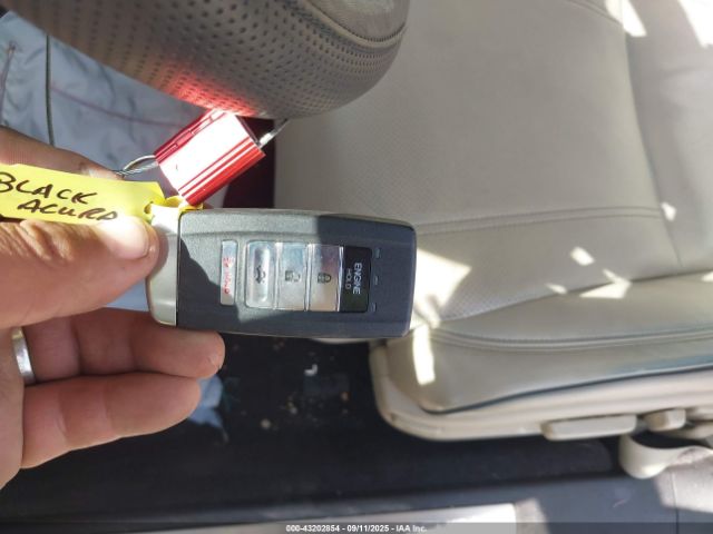 2019 ACURA TLX 19UUB3F83KA003094 Photo 10