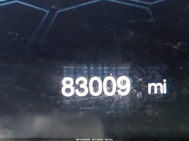 3C4NJDDB3MT583825 Jeep 2021