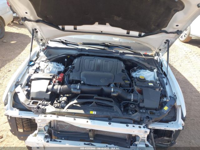 2018 JAGUAR XE SAJAH4EV2JCP17669 Photo 9