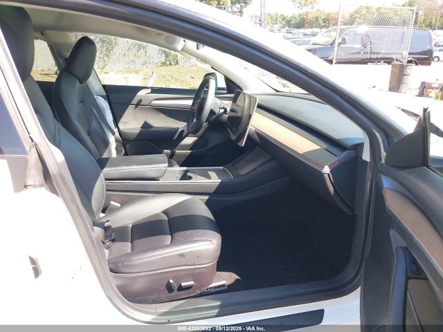 2022 TESLA MODEL 3 5YJ3E1EB0NF128102 Photo 4