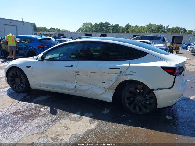 2022 TESLA MODEL 3 5YJ3E1EB0NF128102 Photo 5