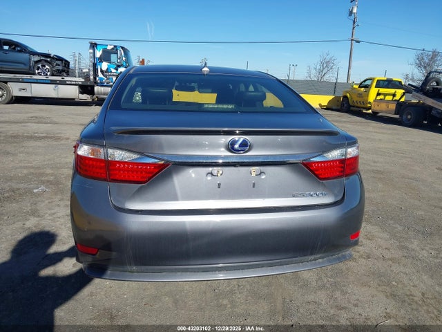 Lexus ES 300H 2014 JTHBW1GG6E2056289 Image 16