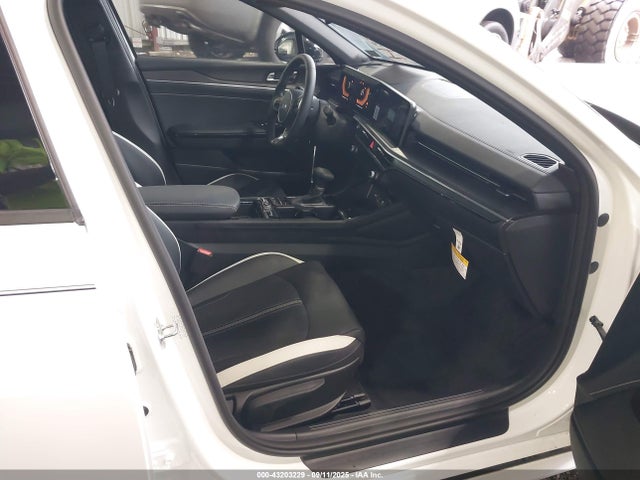 Aukcja sprzedaży 2025 Kia K5 Gt-line, vin: KNAG64J72S5371955, numer aukcji: 43203229