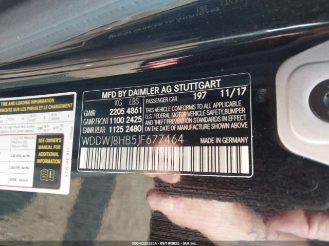 2018 MERCEDES-BENZ AMG C 63 WDDWJ8HB5JF677464 Photo 8