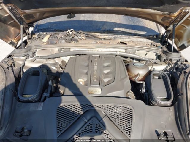 2018 PORSCHE MACAN WP1AB2A51JLB34986 Photo 9