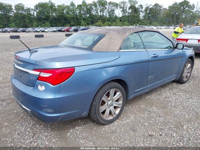 Продаж на аукціоні авто 2011 Chrysler 200 Touring, vin: 1C3BC2EB6BN563845, номер лоту: 43203404