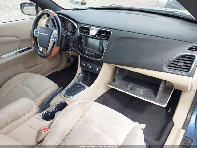 Продаж на аукціоні авто 2011 Chrysler 200 Touring, vin: 1C3BC2EB6BN563845, номер лоту: 43203404