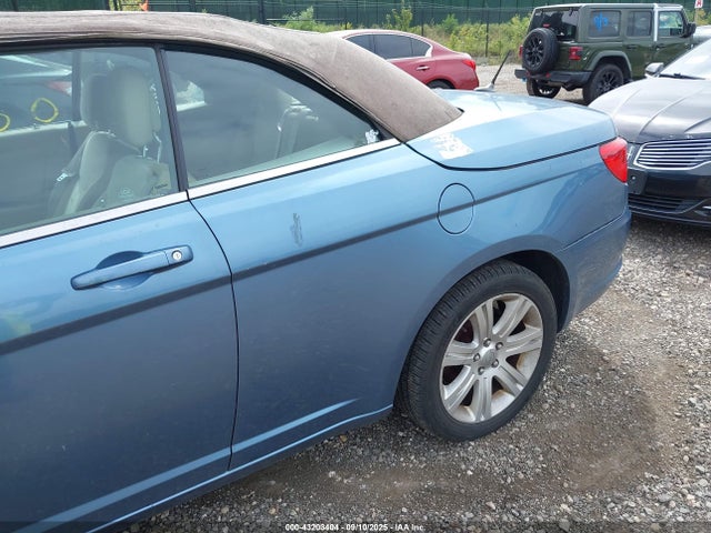Продаж на аукціоні авто 2011 Chrysler 200 Touring, vin: 1C3BC2EB6BN563845, номер лоту: 43203404