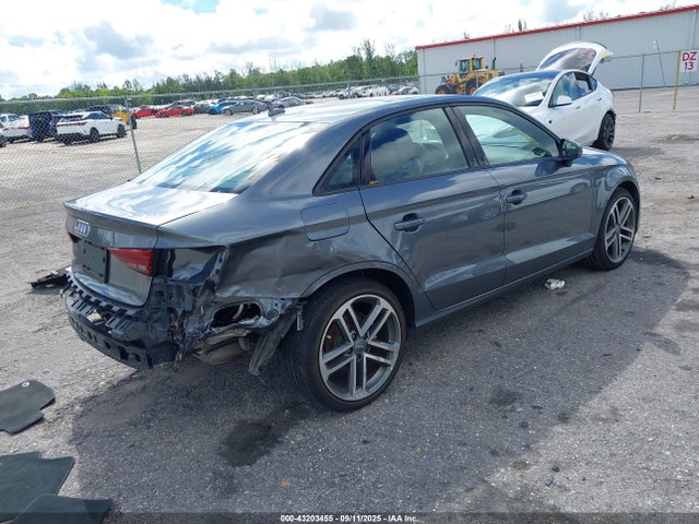 2018 AUDI A3 WAUAUGFF1J1023700 Photo 3