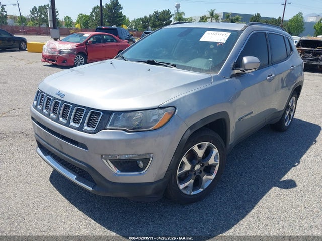 3C4NJCCB4KT679892 Jeep Compass Limited Fwd