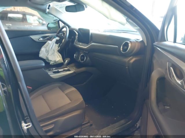 2024 CHEVROLET BLAZER 3GNKBHR43RS169692 Photo 4