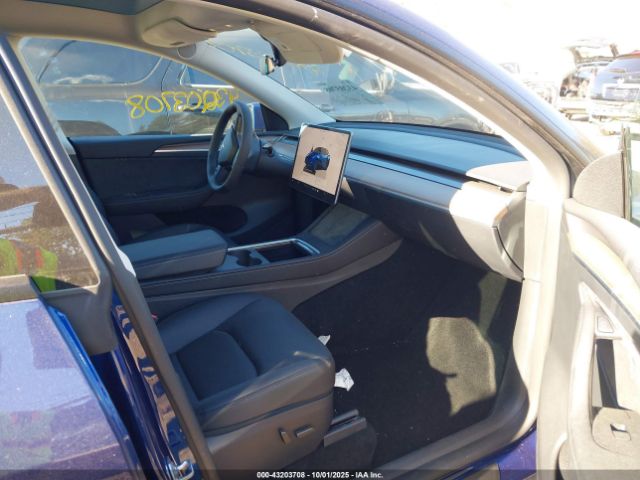 2024 TESLA MODEL Y 7SAYGDED6RF133719 Photo 4