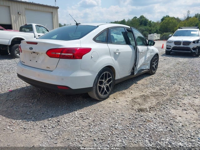 Ford 2.0l gdi 2017 1FADP3H28HL337245 Image 4