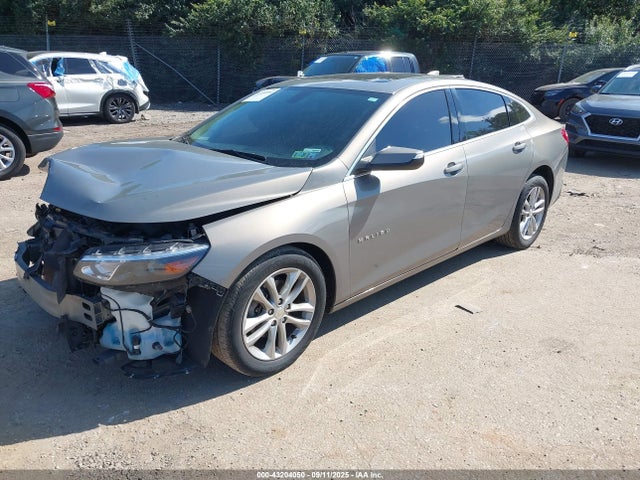 Chevrolet lfv - direct injection, variable valve timing, gen 1 2018 1G1ZD5STXJF150902 Image 2