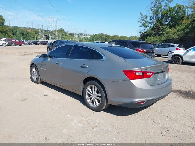 Chevrolet lfv - direct injection, variable valve timing, gen 1 2018 1G1ZD5STXJF150902 Image 3