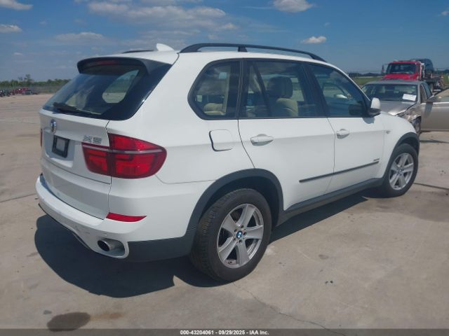 2013 BMW X5 5UXZV4C52D0E13665 Photo 3