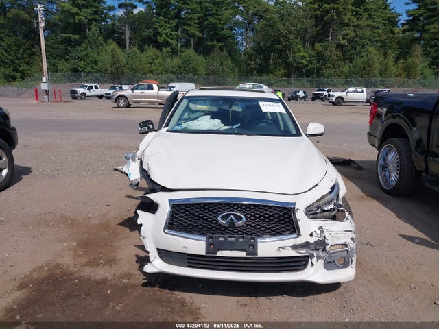 JN1CV7AR9GM251111 Infiniti 2016