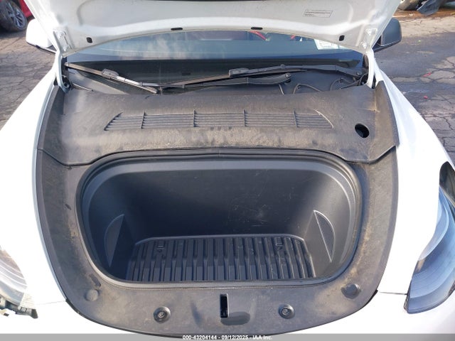2023 TESLA MODEL Y 7SAYGDEE6PF685906 Photo 9