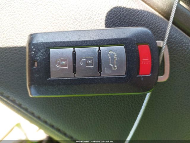 2019 MITSUBISHI OUTLANDER JA4AZ3A36KZ037521 Photo 10