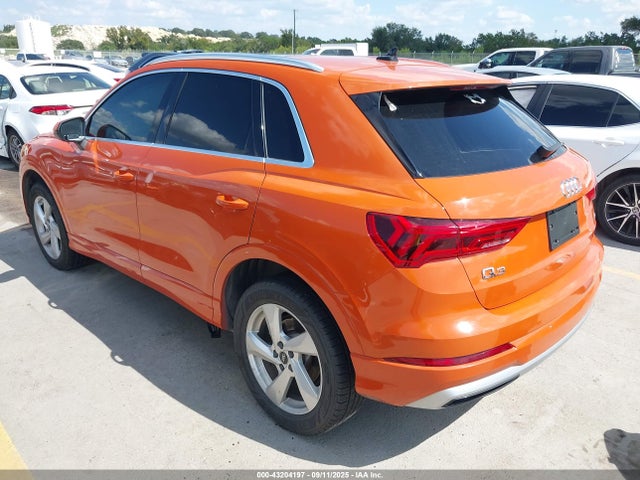 2021 AUDI Q3 WA1AUCF39M1128212 Photo 2