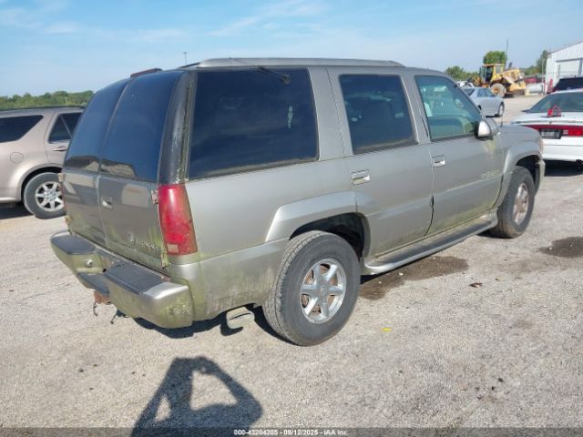 2000 CADILLAC ESCALADE 1GYEK63R5YR181496 Photo 3