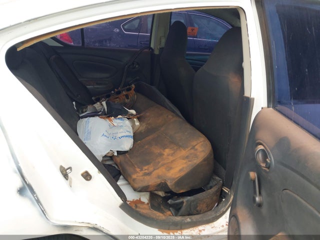 3N1CN7AP8GL911471 Nissan 2016