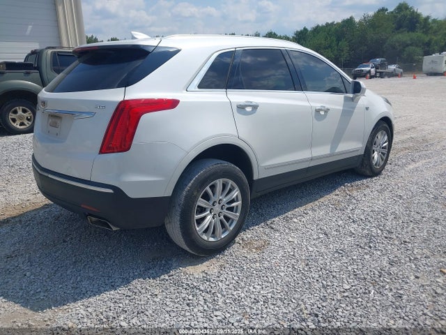2017 CADILLAC XT5 1GYKNARS1HZ254810 Photo 3