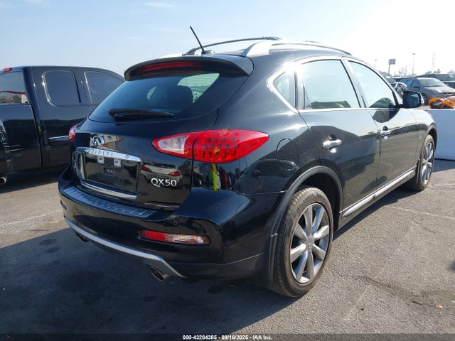 JN1BJ0RP7GM230906 Infiniti 2016