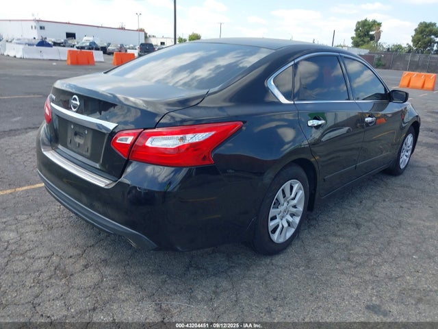 1N4AL3AP0HC152904 Nissan 2017