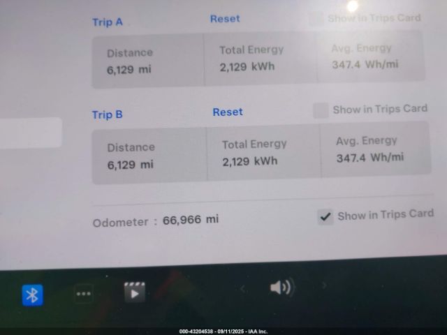2021 TESLA MODEL Y 5YJYGDEE5MF214824 Photo 6