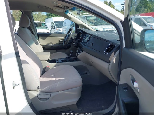 KNDMA5C15H6279695 KIA 2017