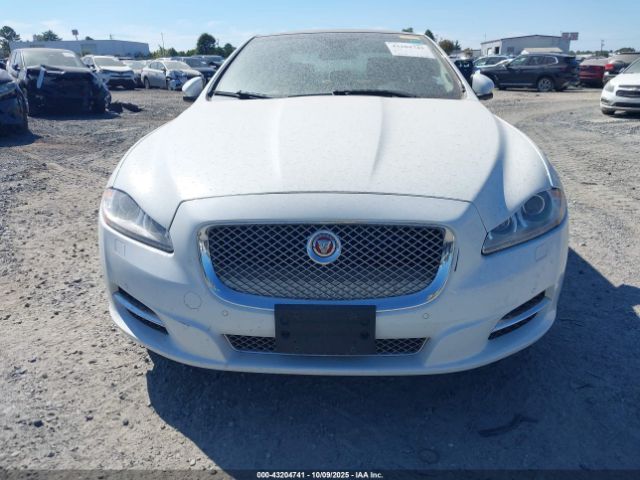 2014 JAGUAR XJ SAJWJ2GD0E8V73129 Photo 5