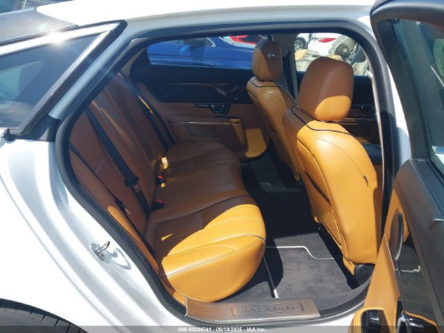 2014 JAGUAR XJ SAJWJ2GD0E8V73129 Photo 7